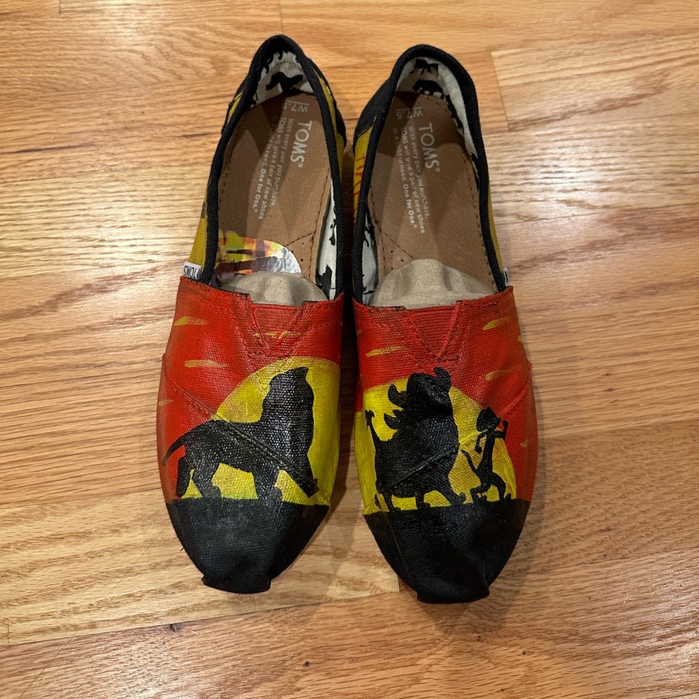 Lion King Hand Painted Toms